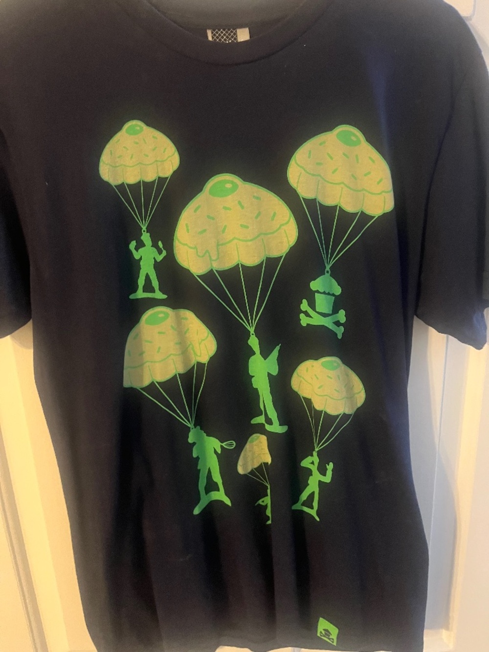 Johnny cupcakes parachute soldiers.